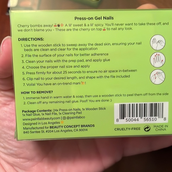 Cherry press on nails - Picture 2 of 2